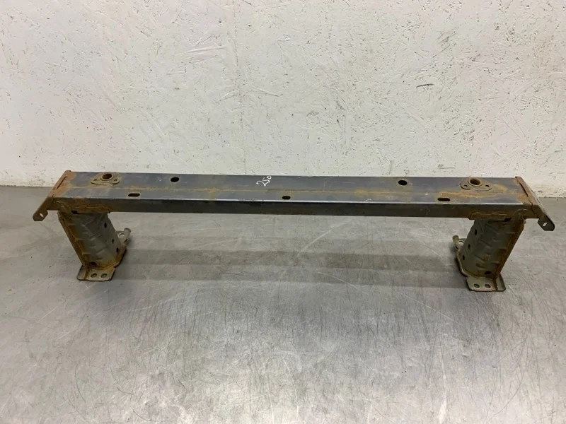 Усилитель бампера TOYOTA AVENSIS 2010 5202105050 УНИВЕРСАЛ 1ADFTV, передний