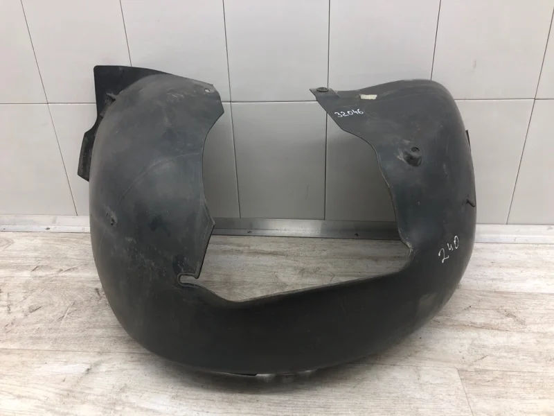 Защита крыла пластмассовая (подкрылок) VOLKSWAGEN GOLF 2010 5K0805978 ХЭТЧБЕК CBZB, передняя правая