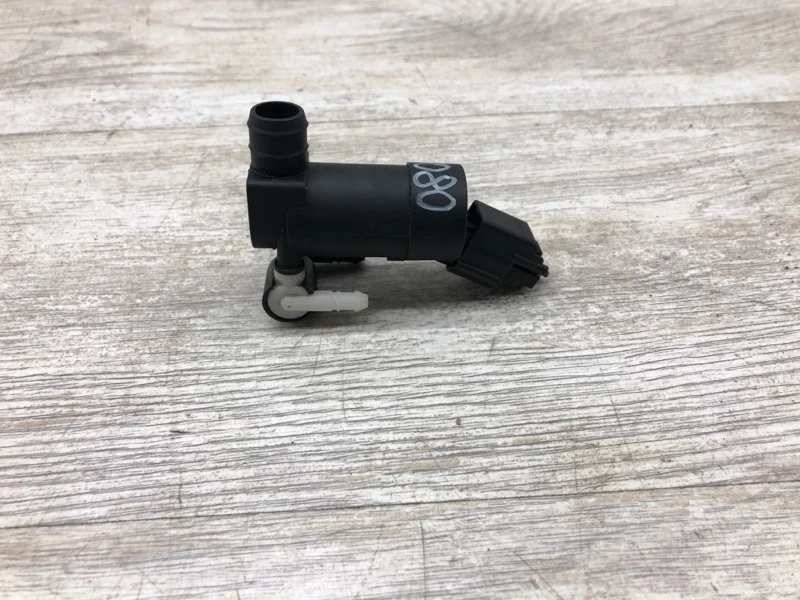 Насос омывателя Ford Mondeo 4 2009 1355124 УНИВЕРСАЛ QXWB