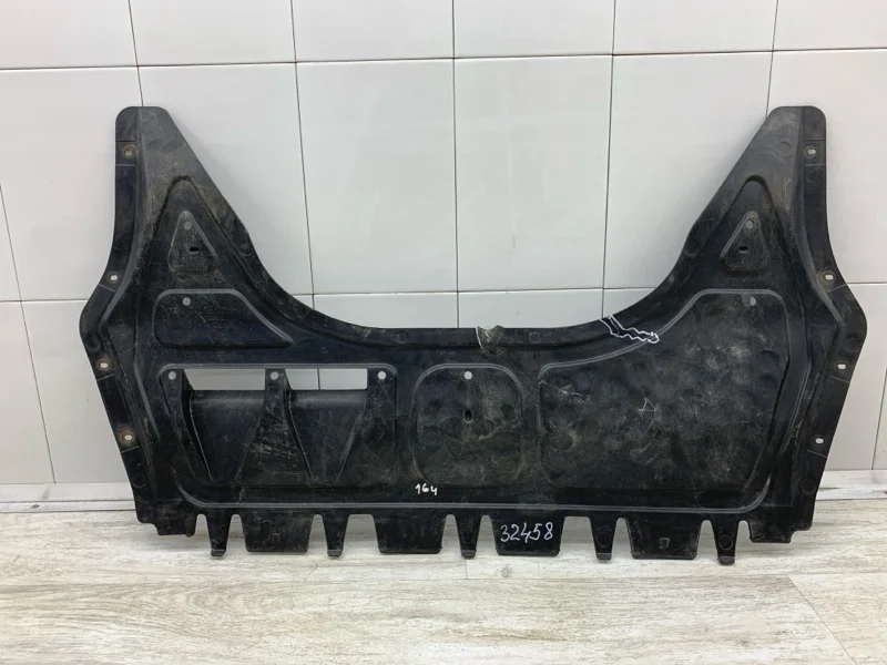 Защита двигателя AUDI A6 2005 1K0825237J УНИВЕРСАЛ BPP