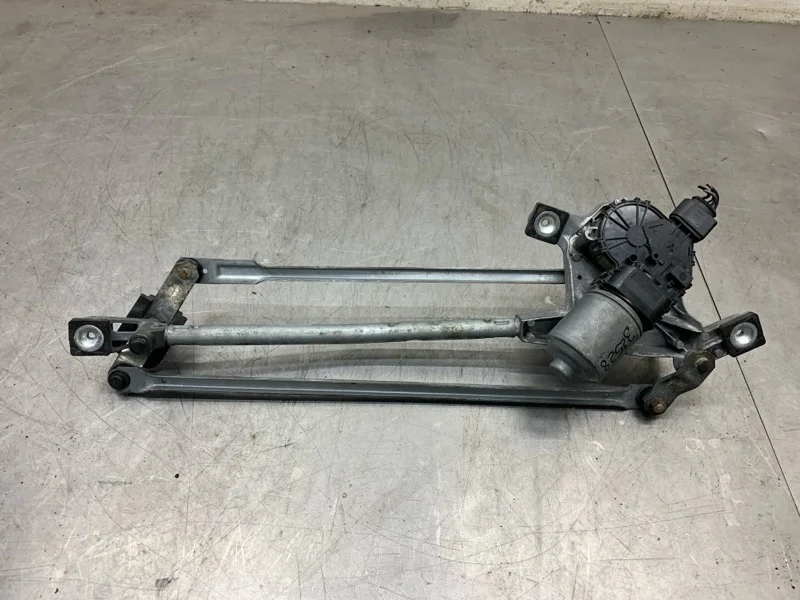 Трапеция дворников с двигателем Ford Mondeo 4 2009 1791444 УНИВЕРСАЛ QXWB