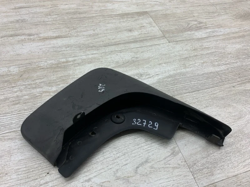 Брызговик VOLKSWAGEN TIGUAN 2009 5N0075101 КРОССОВЕР CBAB, задний левый