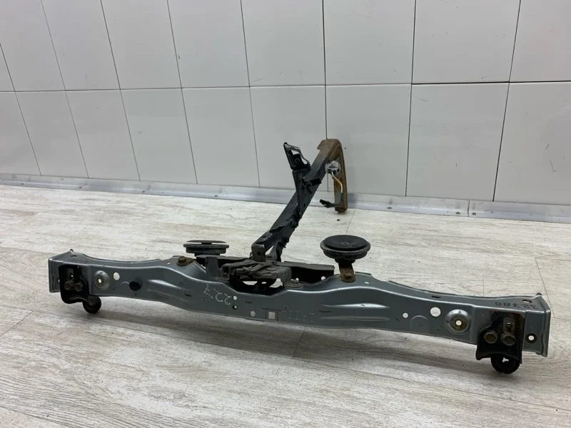 Рамка радиатора TOYOTA AVENSIS 2007 29004 УНИВЕРСАЛ 2ADFTV