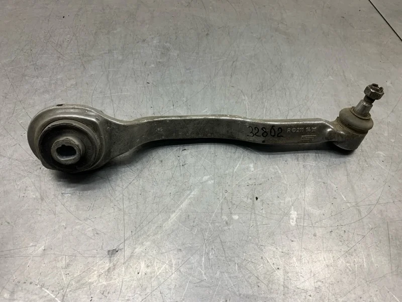 Рычаг подвески Mercedes-Benz E-Class 2004 A2113303011 УНИВЕРСАЛ 646.961 30 164178, передний правый