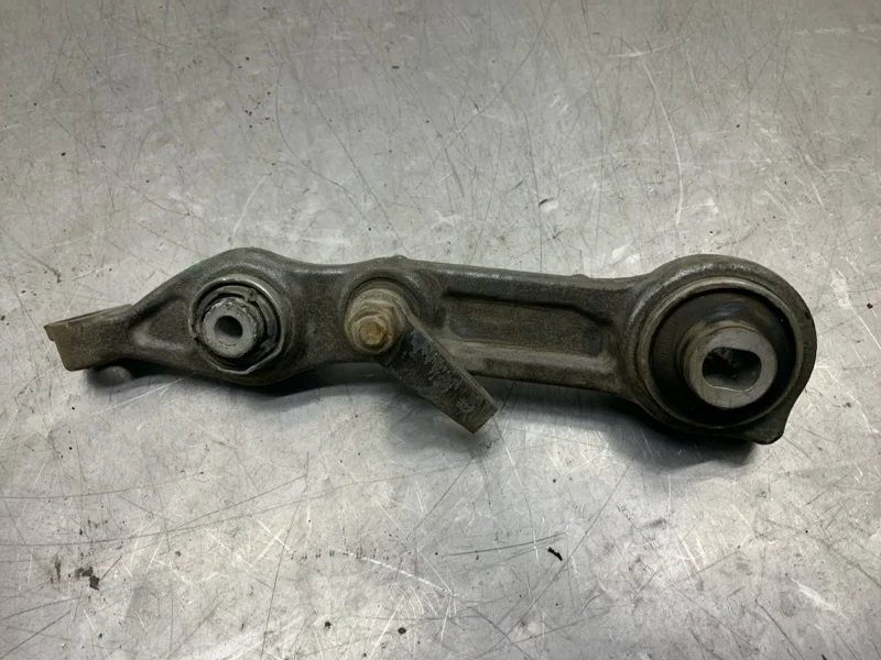 Рычаг подвески Mercedes-Benz E-Class 2004 A2113308107 УНИВЕРСАЛ 646.961 30 164178, передний левый