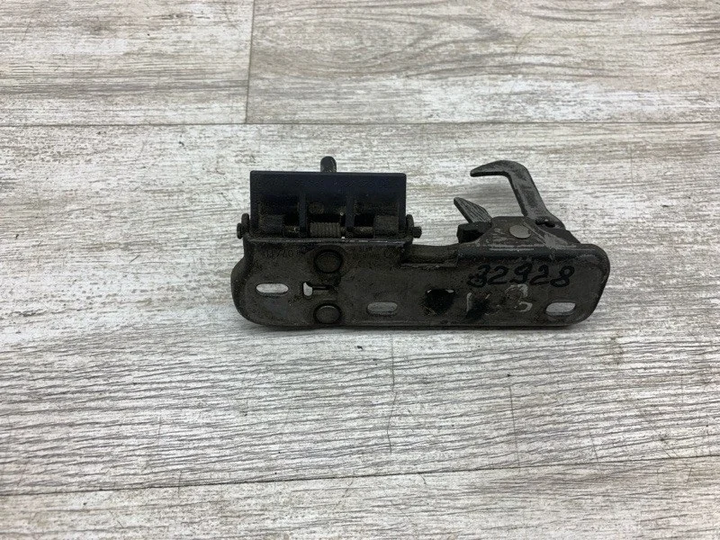 Замок капота VOLKSWAGEN GOLF 2011 1Q0823480 ХЭТЧБЕК CAYC