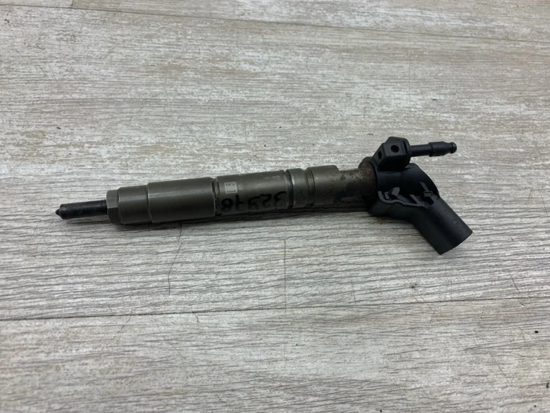 Форсунка топливная Mercedes-Benz E-Class 2006 A6420700587 СЕДАН 642.920