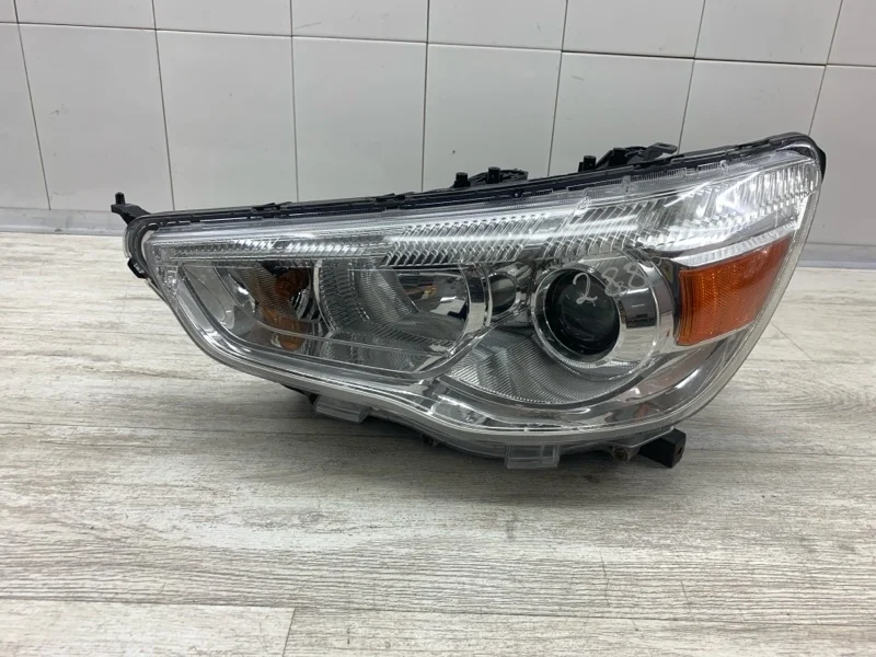 Фара MITSUBISHI ASX 2011 8301B587 ВНЕДОРОЖНИК 4N13, передняя левая