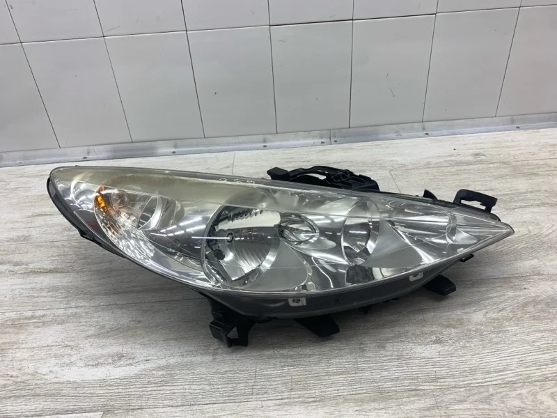 Фара PEUGEOT 207 2007 620695 ХЭТЧБЕК 5FW (EP6), передняя правая