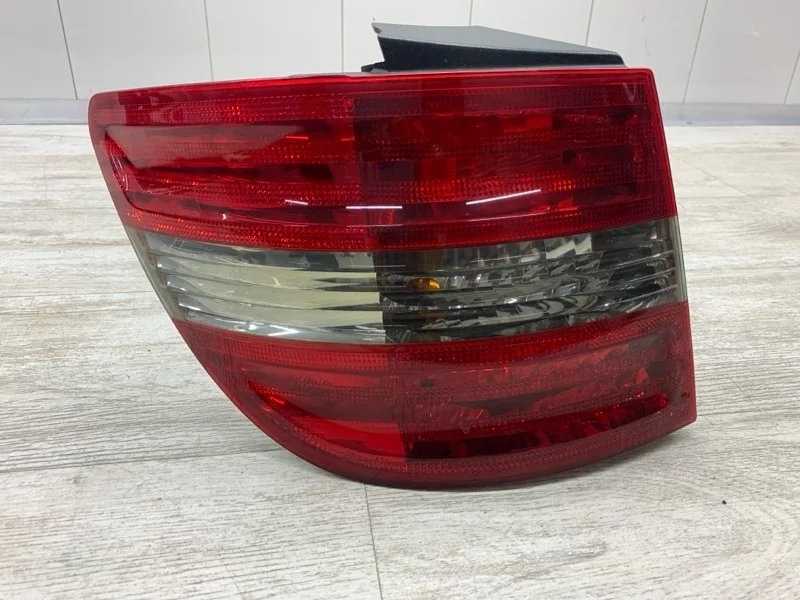 Фонарь MERCEDES-BENZ B-CLASS 2007 A1698202564 МИНИВЭН 640.941, задний левый