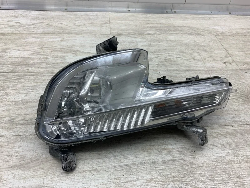 Фара противотуманная Peugeot 508 2011 6208W2 УНИВЕРСАЛ 9H05 (DV6C), передняя левая