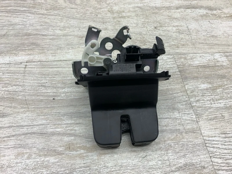 Замок багажника SKODA OCTAVIA 2013 5E0827505 УНИВЕРСАЛ CJZA