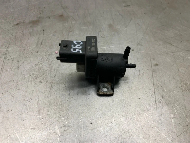 Вакуумный электромагнитный клапан OPEL INSIGNIA 2008 55566051 СЕДАН A20DTJ