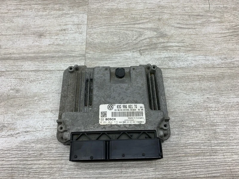 ЭБУ ДВС Skoda Octavia 2009 03G906021TG УНИВЕРСАЛ BLS