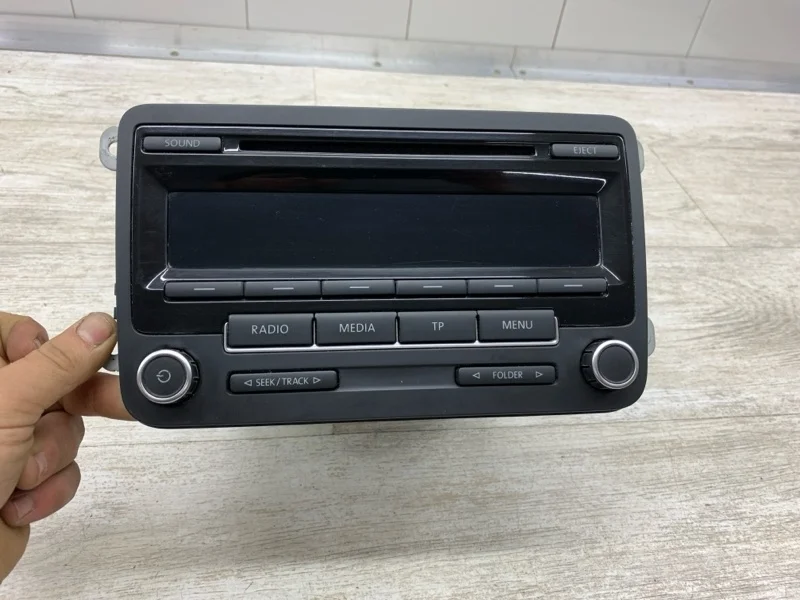 Магнитола VOLKSWAGEN TRANSPORTER 2011 5M0035186J ФУРГОН CAAC