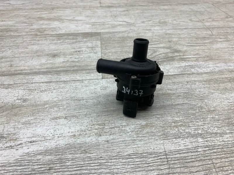 Насос водяной MERCEDES-BENZ E-CLASS 2006 A2118350264 СЕДАН 642.920