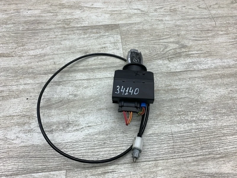 Замок зажигания Mercedes-Benz E-Class 2006 A2115451508 СЕДАН 642.920