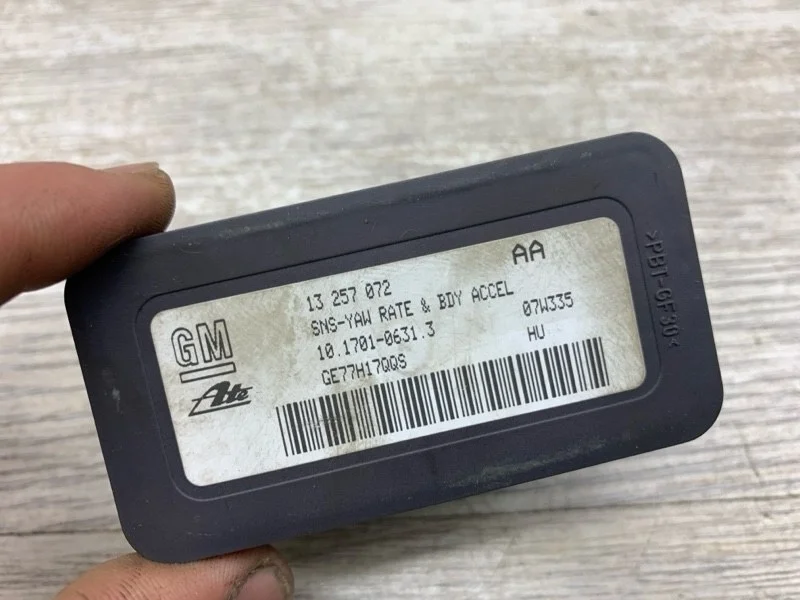 Датчик ускорения Opel Astra 2007 13257073 УНИВЕРСАЛ Z17DTJ