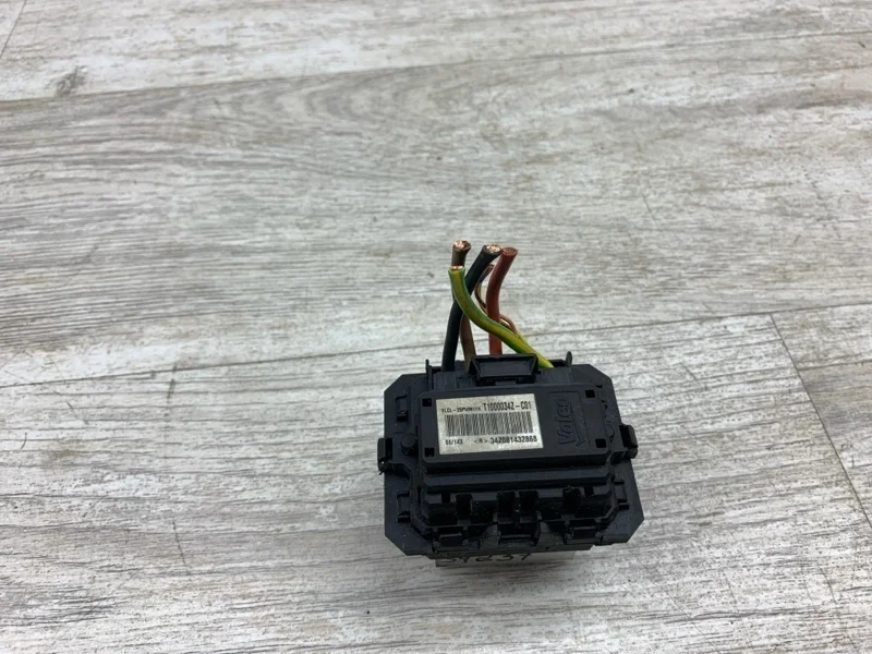 Резистор печки Peugeot 308 Sw 2008 6441AA УНИВЕРСАЛ 9HZ (DV6TED4)