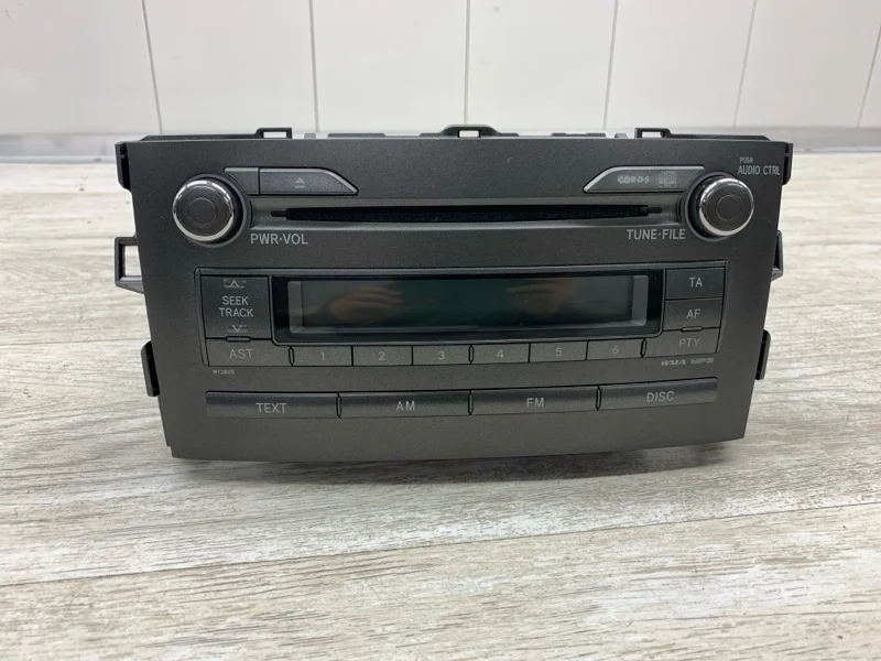 Магнитола TOYOTA AURIS 2007 8612002520 ХЭТЧБЕК 1ADFTV