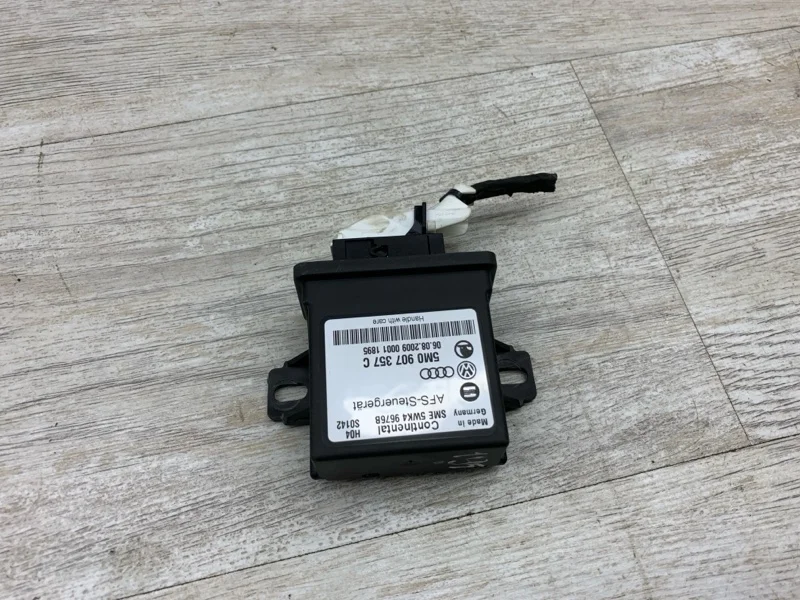 Блок управления светом VOLKSWAGEN PASSAT 2009 5M0907357C УНИВЕРСАЛ CBAB