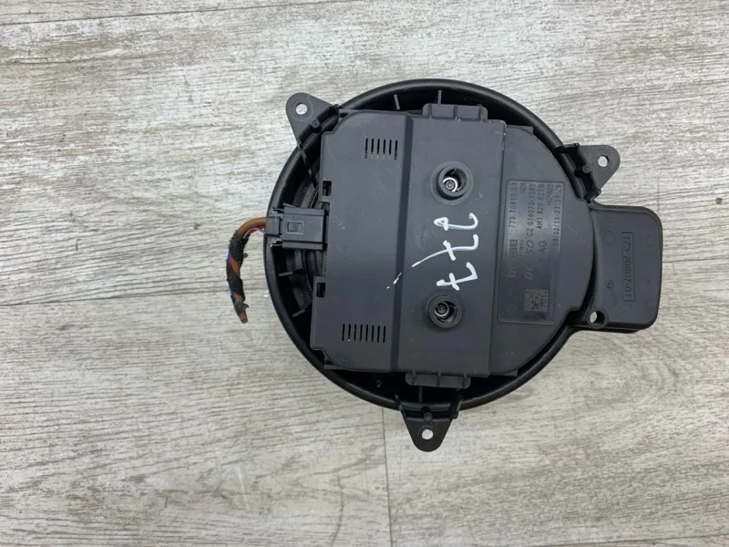 Моторчик печки AUDI A6 2012 4H1820021B УНИВЕРСАЛ CLAA