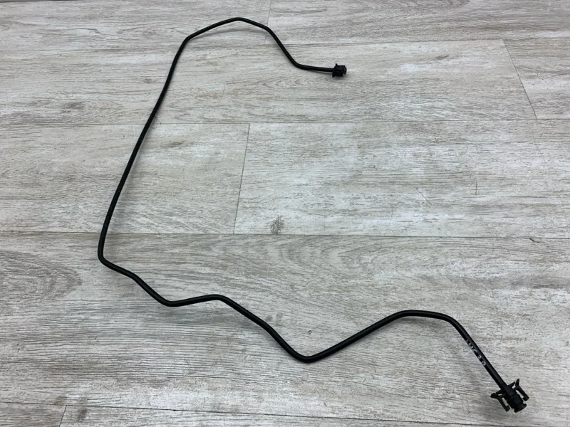 Прочие трубки, шланги, патрубки FORD MONDEO 2010 1428229 УНИВЕРСАЛ KLBA