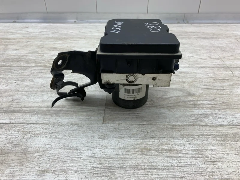 Блок АБС Honda Cr-V 2007 57111SWWG00 ВНЕДОРОЖНИК N22A2