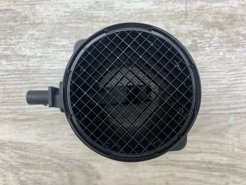 Расходомер Volkswagen Passat 2009 03G906461C УНИВЕРСАЛ CBAB