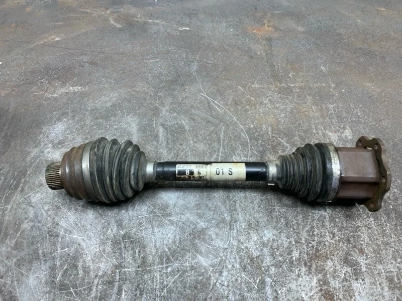 Полуось Audi A6 2012 4G0407271F УНИВЕРСАЛ CLAA, передний