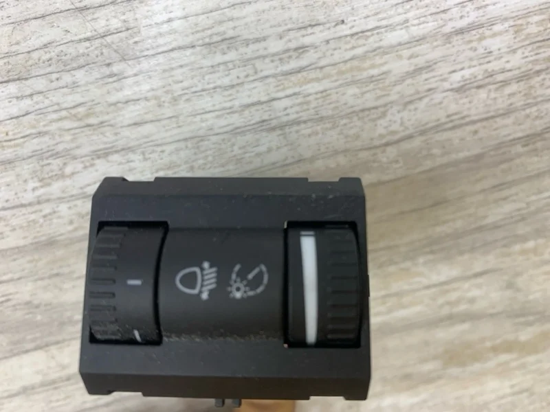 Блок управления корректора фар SKODA OCTAVIA 2009 1Z0941333 УНИВЕРСАЛ BLS