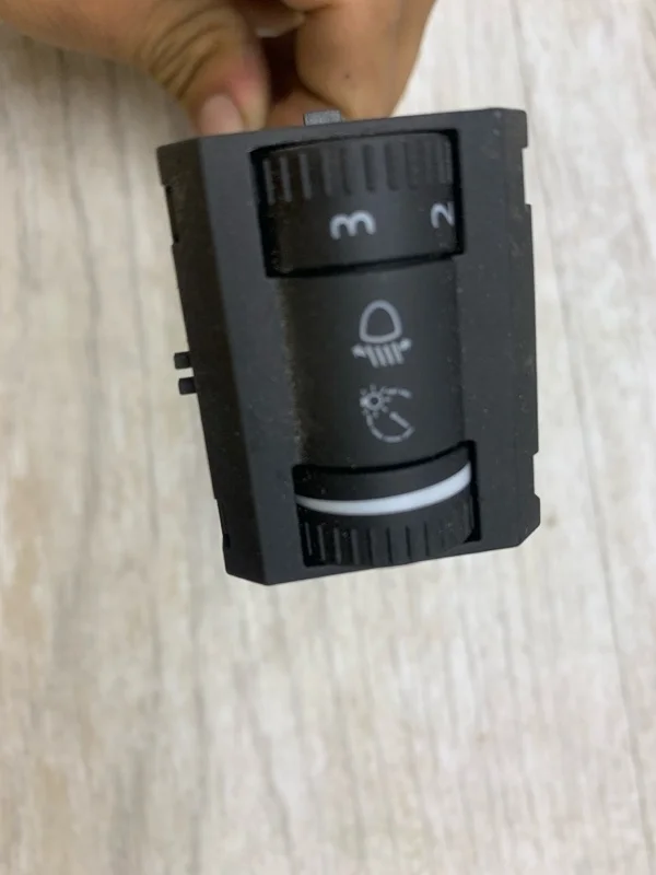 Корректор фар SKODA OCTAVIA 2010 1Z0941333 УНИВЕРСАЛ CBZB