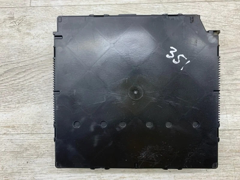 Блок комфорта VOLKSWAGEN PASSAT B7 2012 3AA937087H УНИВЕРСАЛ CFGB