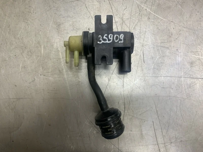 Вакуумный электромагнитный клапан Volkswagen Transporter 2015 1K0906627A ФУРГОН CXFA