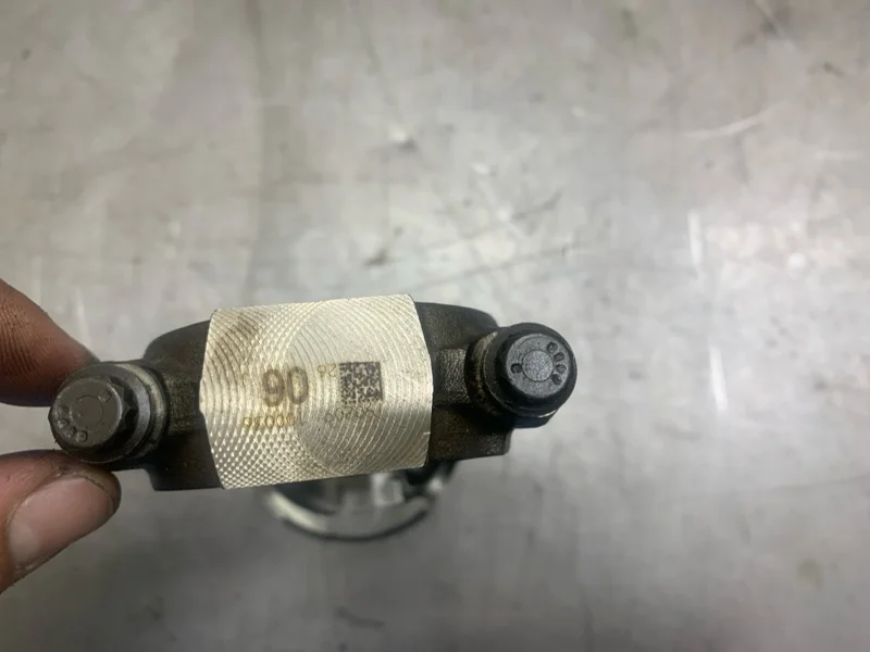 Шатун AUDI A4 2009 038198401F УНИВЕРСАЛ CAGA