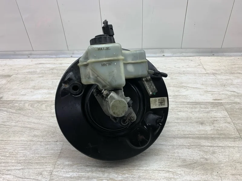Главный тормозной цилиндр Volkswagen Passat B6 2006 3C1614019E СЕДАН BMR