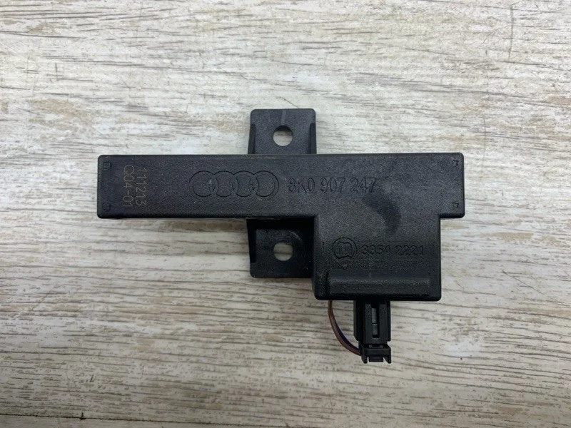 Антенна AUDI A6 2012 8K0907247 УНИВЕРСАЛ CLAA