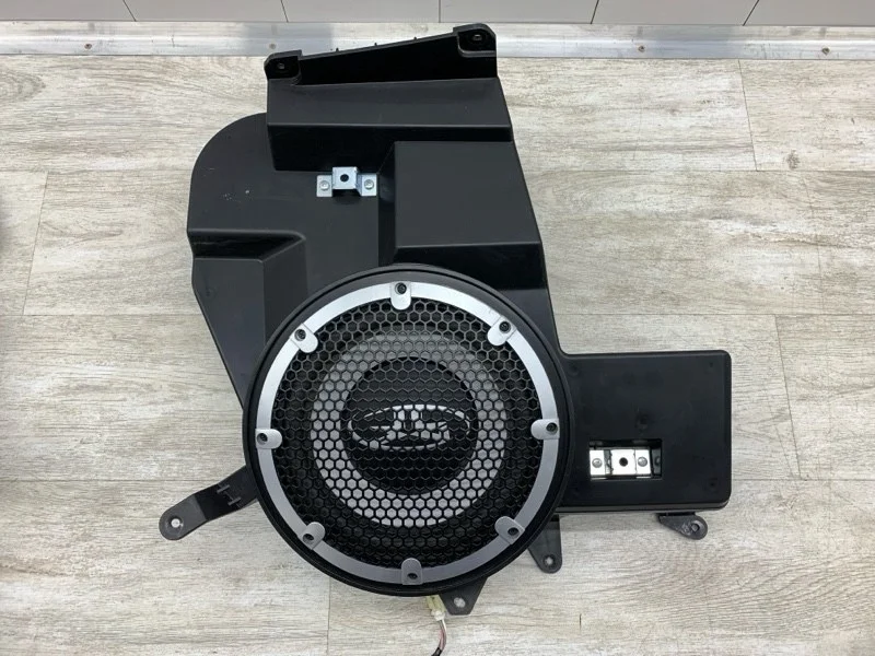 Сабвуфер MITSUBISHI ASX 2011 8720A136 ВНЕДОРОЖНИК 4N13