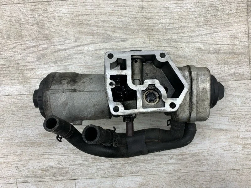Корпус масляного фильтра Volkswagen Golf 2008 045115389J УНИВЕРСАЛ BLS