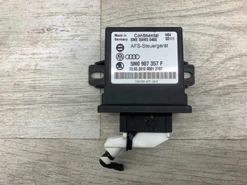 Блок управления светом Volkswagen Passat B7 2012 5M0907357F УНИВЕРСАЛ CFGB
