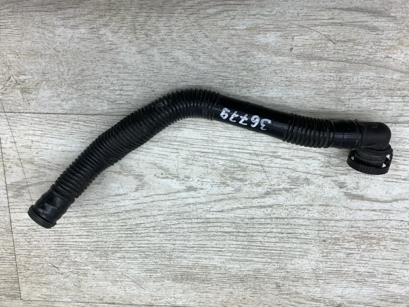 Патрубок воздушного фильтра Volkswagen Passat B7 2012 1K0129637D УНИВЕРСАЛ CFGB