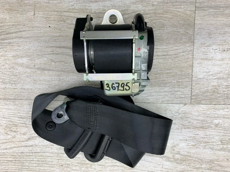 Ремень безопасности SKODA OCTAVIA 2010 1Z0857702C УНИВЕРСАЛ CBZB, передний правый