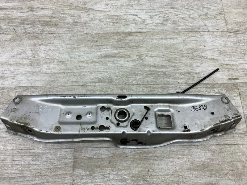 Кронштейн замка капота Opel Astra 2008 93189014 УНИВЕРСАЛ Z13DTH