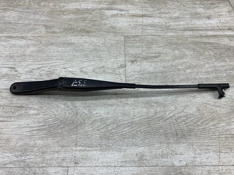 Щеткодержатель Opel Astra 2008 93178941 УНИВЕРСАЛ Z13DTH, левый