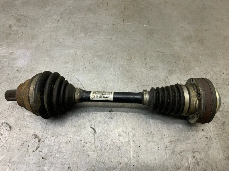 Полуось Volkswagen Passat 2009 1K0407271NP УНИВЕРСАЛ CBAB, передний левый