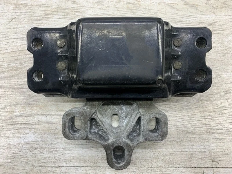 Подушка двигателя Volkswagen Scirocco 2009 1K0199555BE ХЭТЧБЕК CBDB, левая