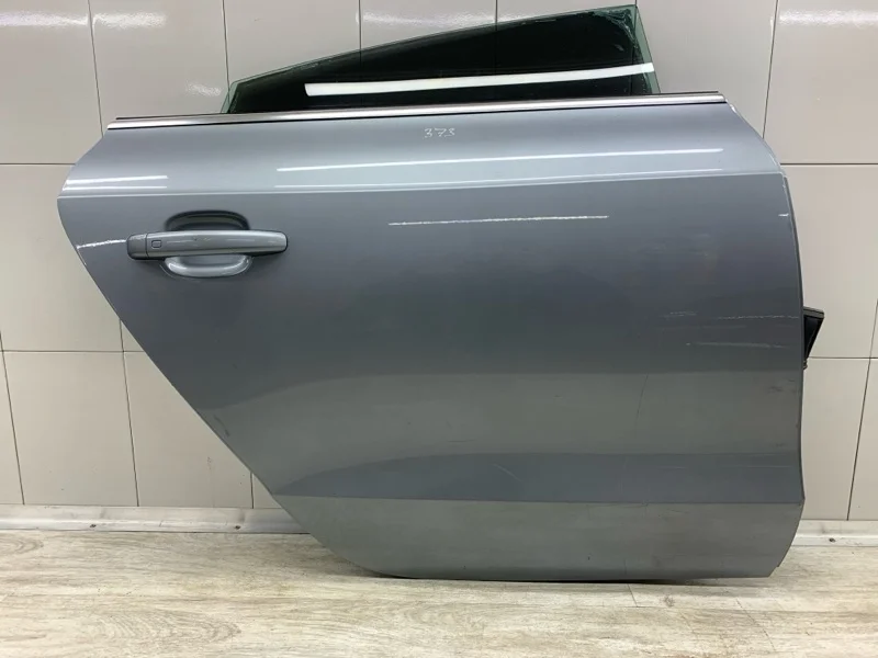 Дверь Audi A5 2011 8T8833052D СЕДАН CAGA, задняя правая