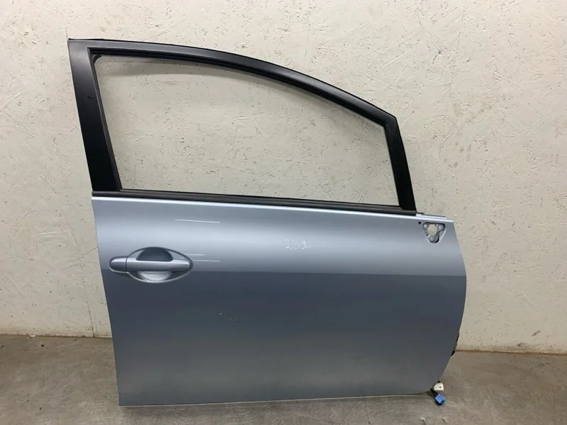 Дверь Toyota Auris 2008 6700102260 ХЭТЧБЕК 1ZR-FE, передняя правая