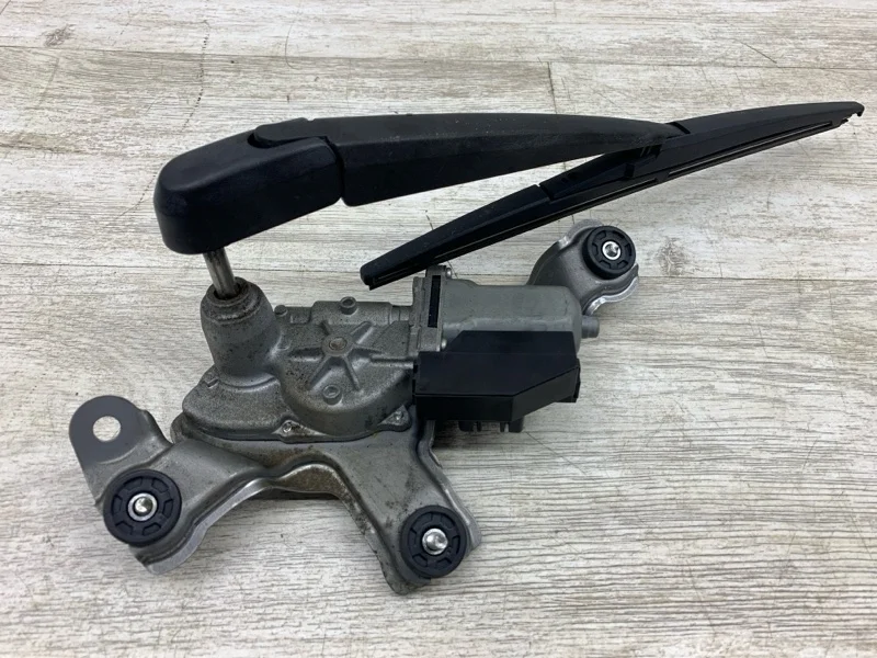 Моторчик стеклоочистителя задний TOYOTA AVENSIS 2010 8513005060 УНИВЕРСАЛ 1ADFTV, задний