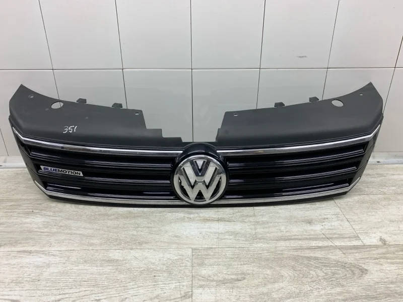 Решетка радиатора VOLKSWAGEN PASSAT B7 2012 3AA853651 УНИВЕРСАЛ CFGB